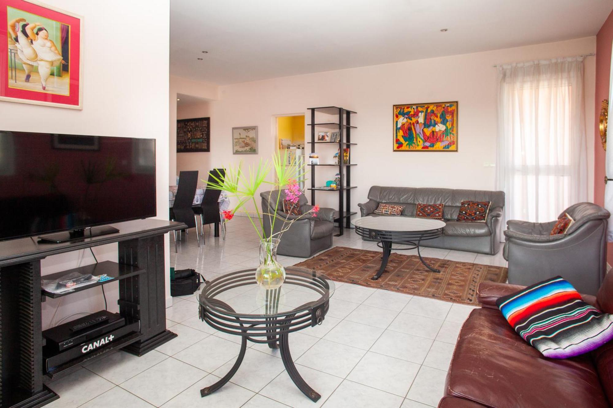 Appartements En Residence Ανταναναρίβο Εξωτερικό φωτογραφία